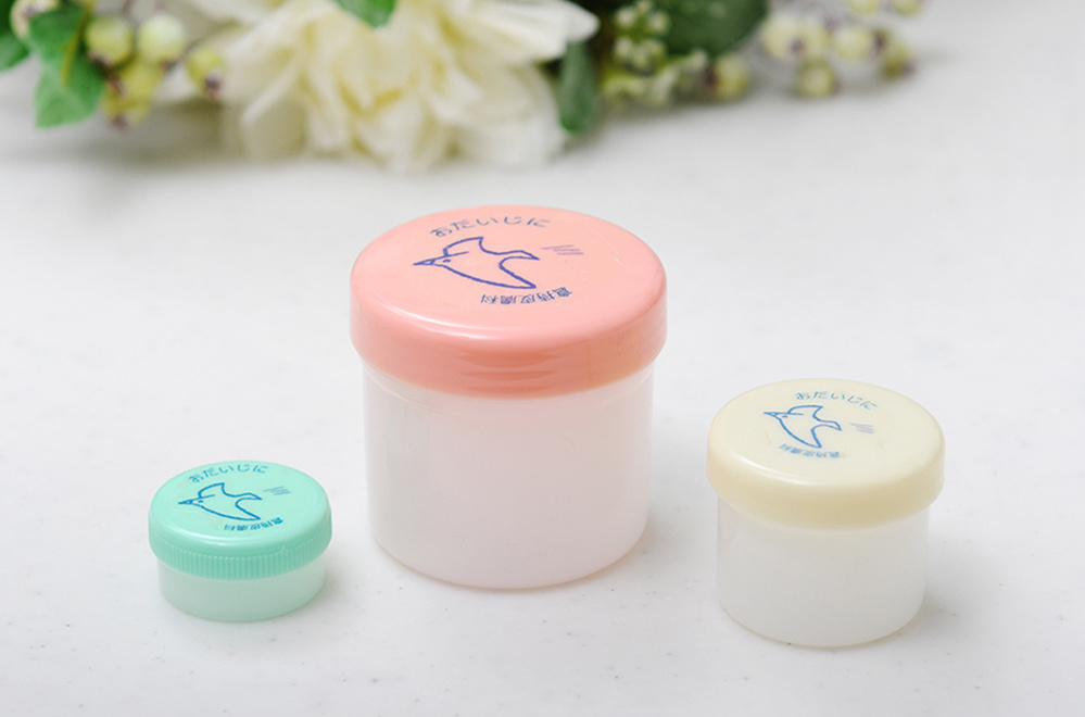 軟膏容器