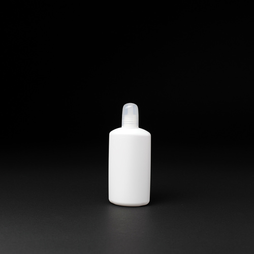 点眼容器・オーバル形状のAU60と砲弾型のAキャップ