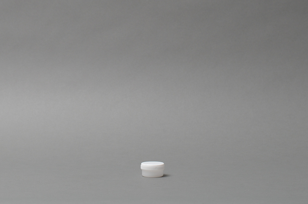 5g小本体(5ml・軟膏容器)